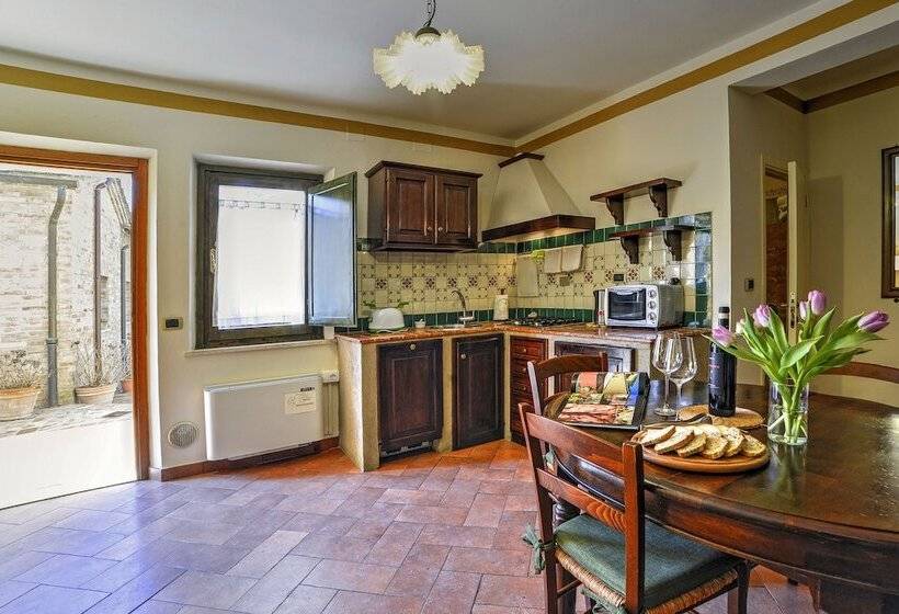 Апартаменты 1 Спальня, Borgo Grondaie