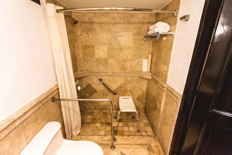 スタンダードルーム, Clarion Hotel Real Tegucigalpa