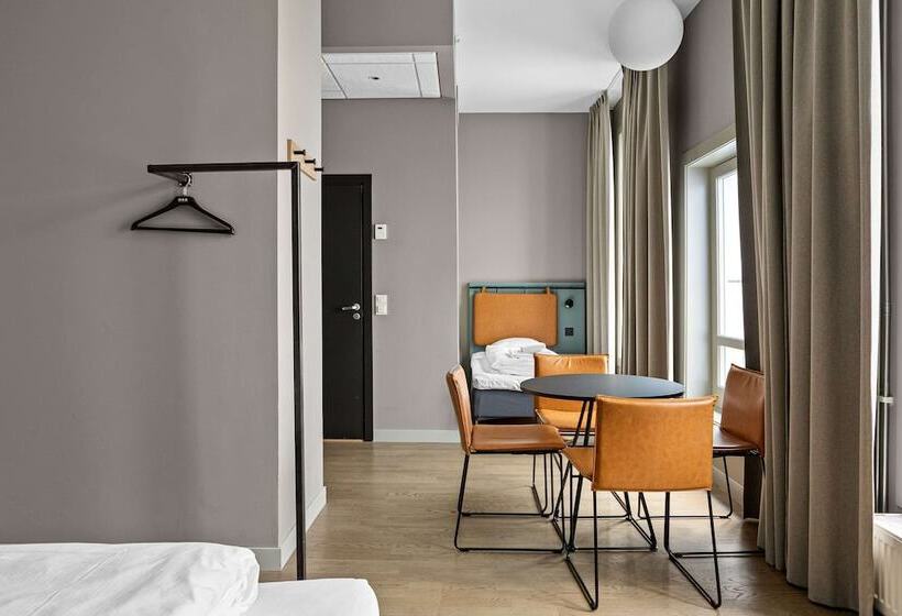 Habitación Familiar, Comfort Hotel Børsparken