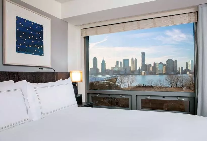 Sviitti Liikuntarajoitteisille, Conrad New York Downtown