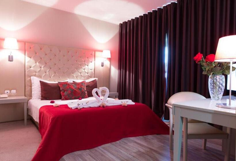 اتاق سوپریور با وان آب گرم, De Ilhavo Plaza & Spa