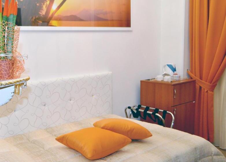 اتاق استاندارد با تخت دوبل, Des Artistes