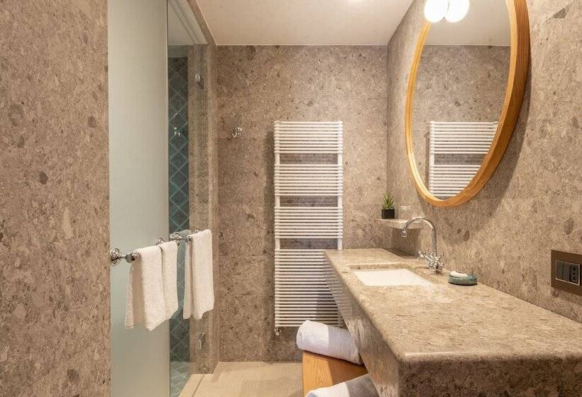 سوییت جونیور, Faloria Mountain Spa Resort