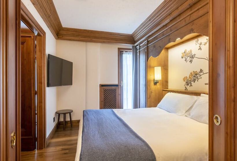 سوییت جونیور, Faloria Mountain Spa Resort