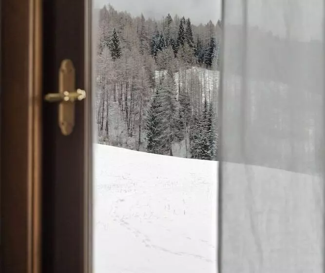 سوییت, Faloria Mountain Spa Resort