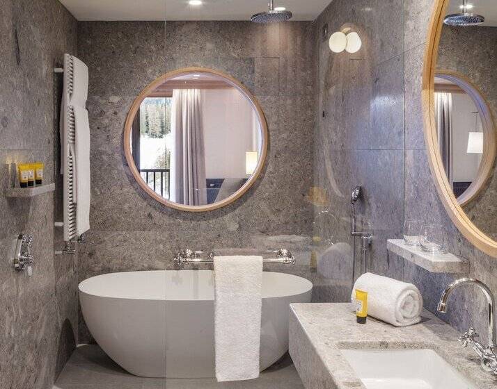 سوئیت راحتی, Faloria Mountain Spa Resort