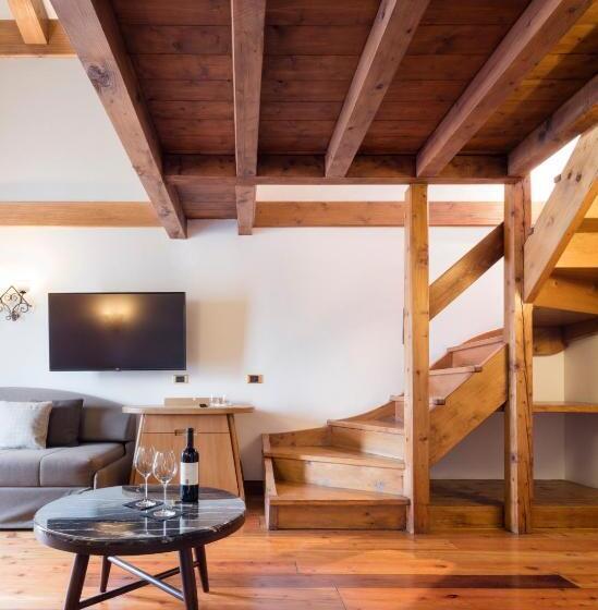 سوییت خانوادگی, Faloria Mountain Spa Resort