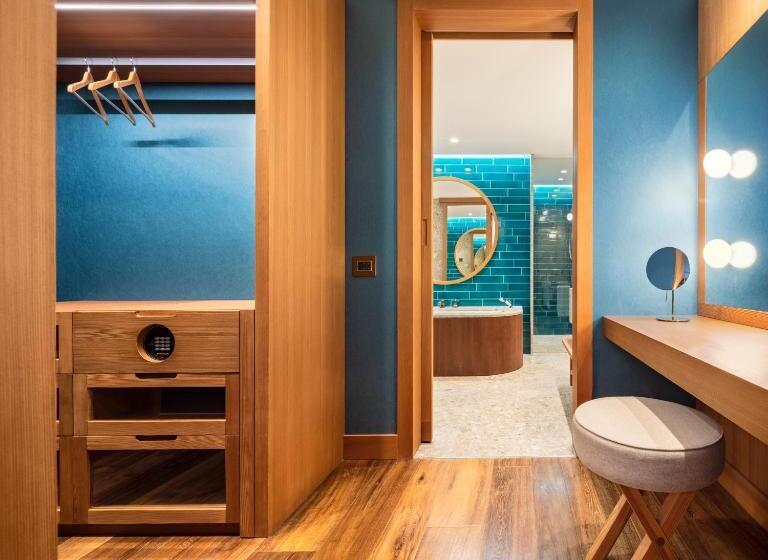 سوئیت پنت هاوس, Faloria Mountain Spa Resort