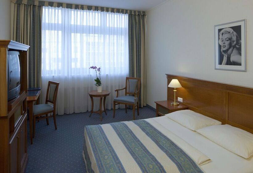 اتاق استاندارد یک نفره, Hollywood Media Hotel Am Kurfürstendamm