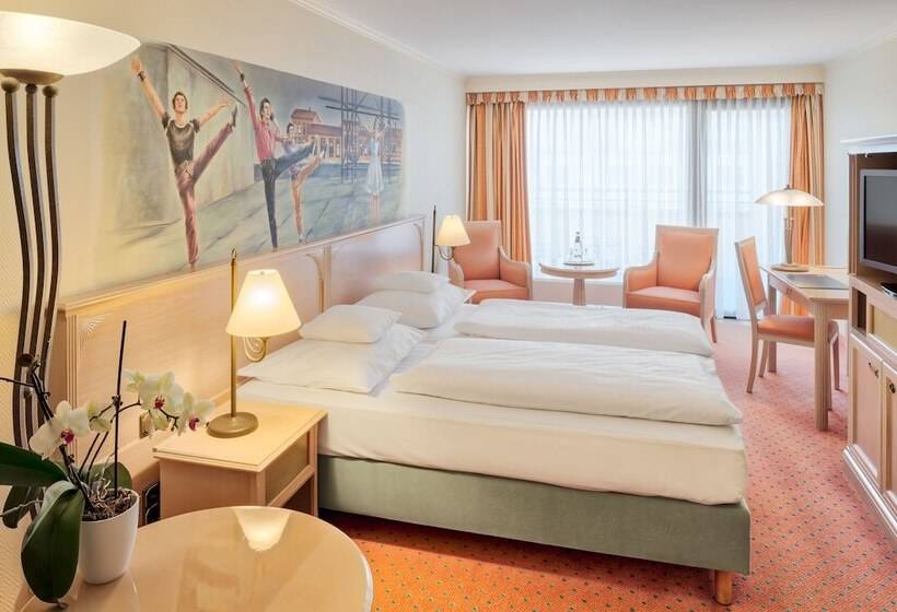 سوییت جونیور با بالکن, Hollywood Media Hotel Am Kurfürstendamm