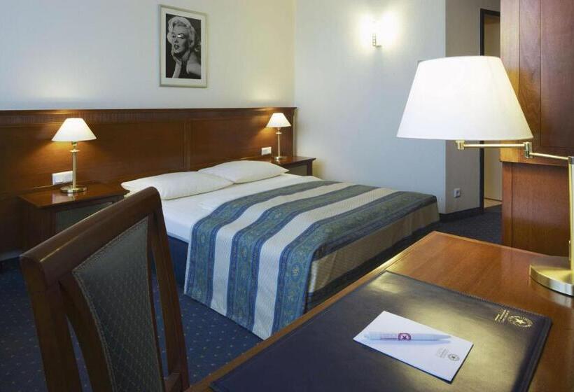 اتاق استاندارد یک نفره, Hollywood Media Hotel Am Kurfürstendamm