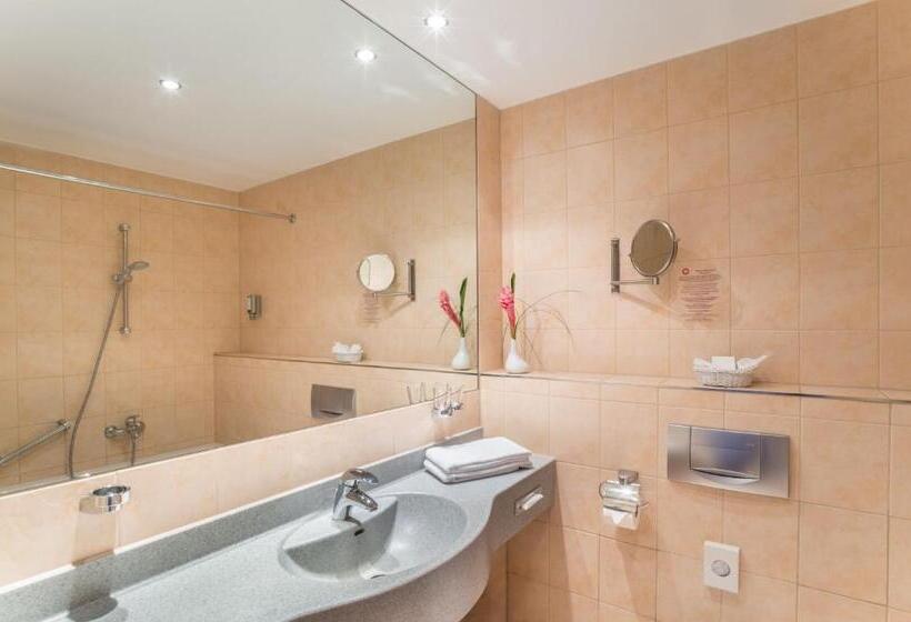 اتاق راحتی یک تخته, Hollywood Media Hotel Am Kurfürstendamm