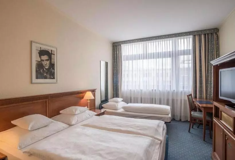 スタンダードトリプルルーム, Hollywood Media Hotel Am Kurfürstendamm