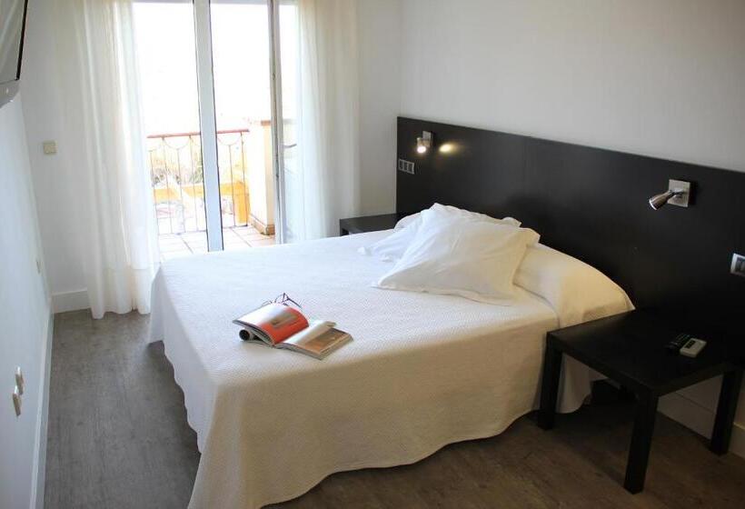 آپارتمان 1 خوابه با بالکن, La Ermita