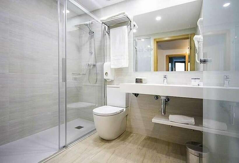 Номер Стандарт, Palacio De Aiete