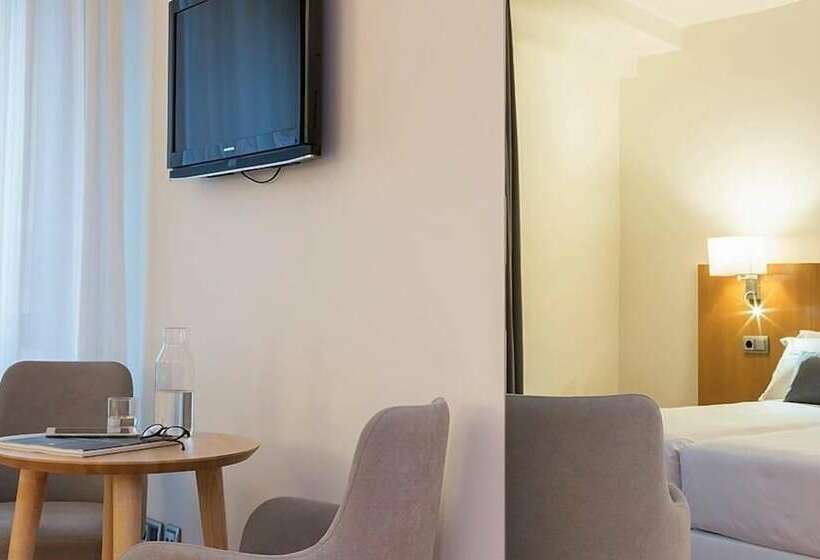 Номер Стандарт, Palacio De Aiete