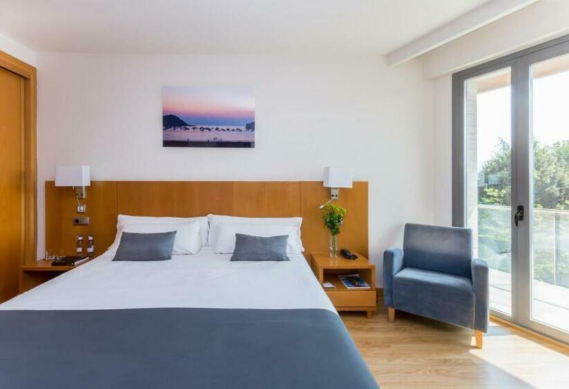 バルコニー付きスーペリアルーム, Palacio De Aiete