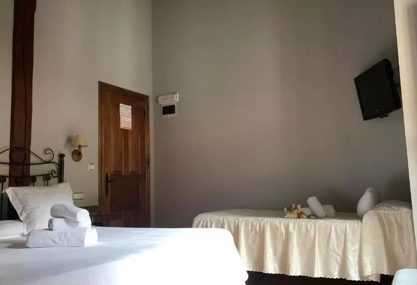 اتاق استاندارد با تخت بزرگ, Posada La Cuadrona