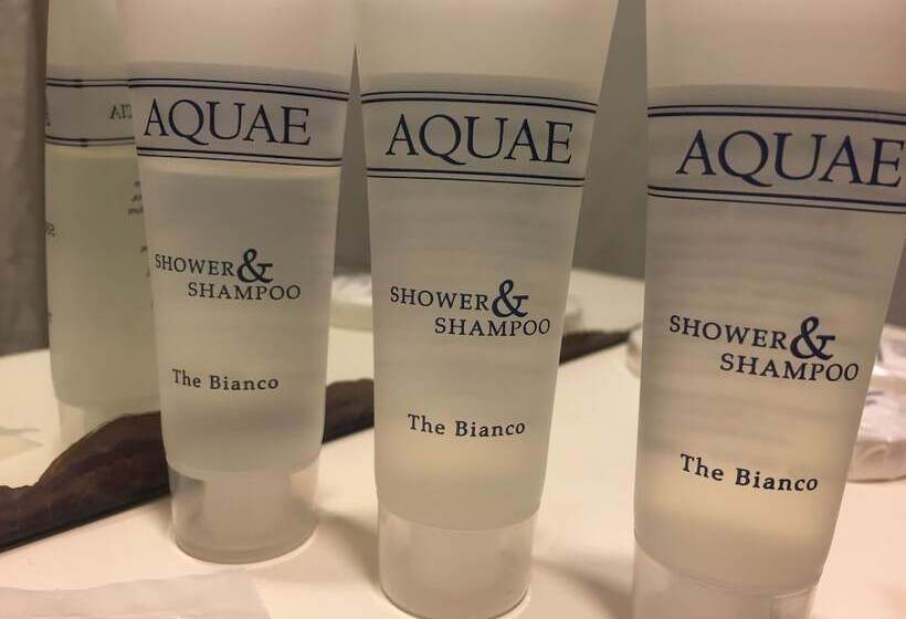 חדר דלוקס, Pyramid