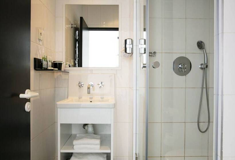 Camera Standard, Standard Design