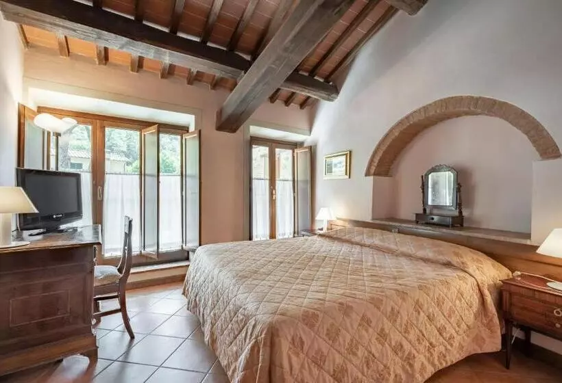 キングサイズベッドのスタンダードルーム, Villaggio Albergo San Lorenzo E Santa Caterina