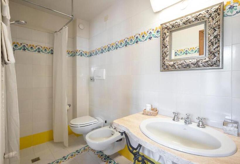 Стандартный Номер Кровать Кинг, Villaggio Albergo San Lorenzo E Santa Caterina