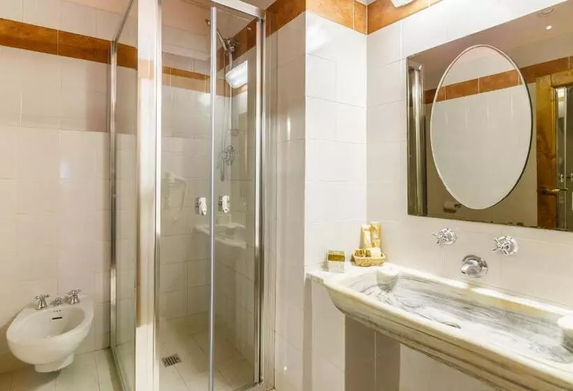 スタンダードトリプルルーム, Villaggio Albergo San Lorenzo E Santa Caterina