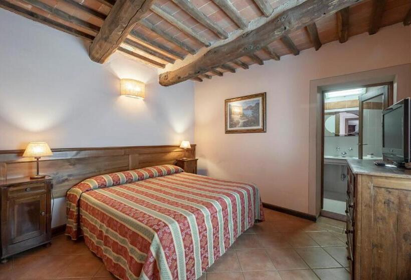 Номер Стандарт Трехместный, Villaggio Albergo San Lorenzo E Santa Caterina