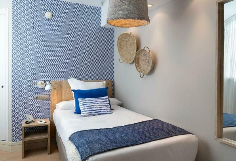 スタンダードシングルルーム, Vincci Puertochico