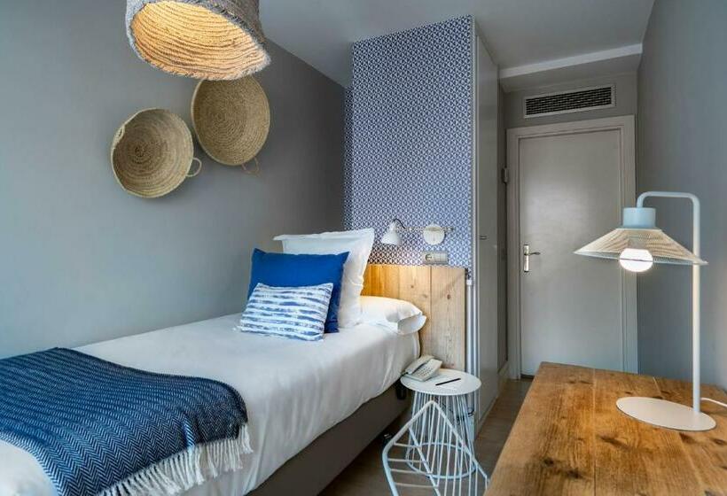 スタンダードシングルルーム, Vincci Puertochico