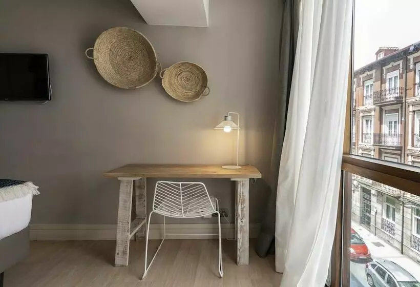 اتاق اکونومی, Vincci Puertochico