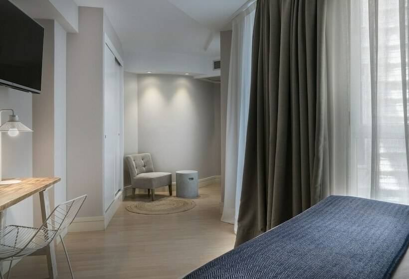 ベーシックルーム, Vincci Puertochico