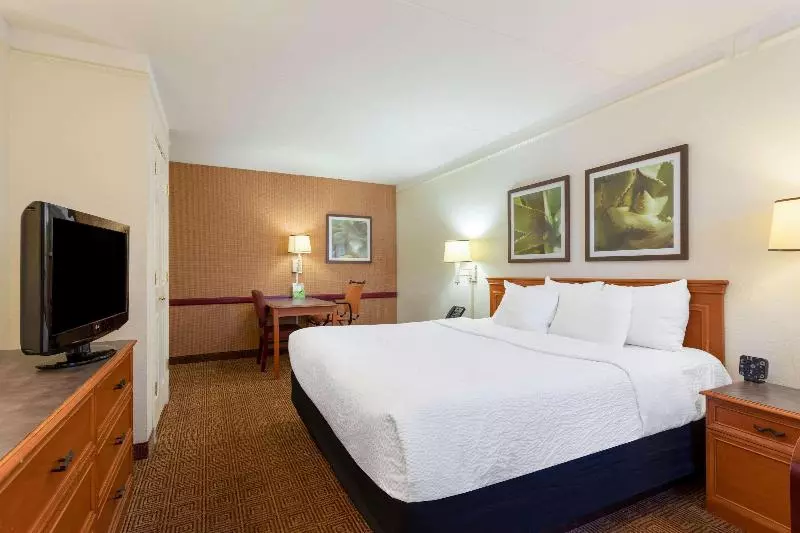 Standard Room, K West Hotel & Spa