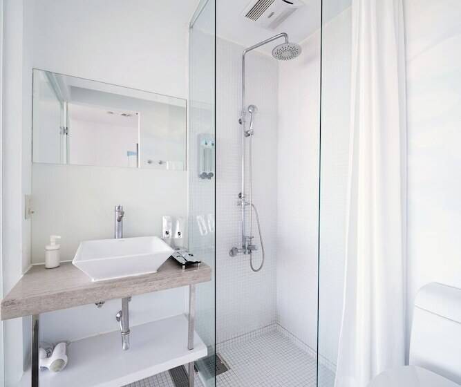 اتاق لوکس با چشمانداز دریا, 85 Masstige