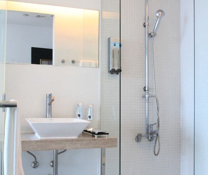 اتاق لوکس با چشمانداز دریا, 85 Masstige