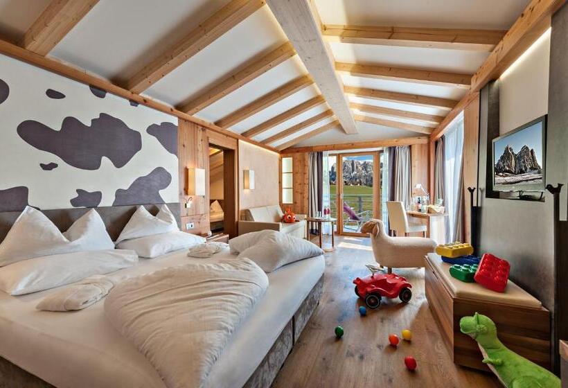 2 Bedroom Suite Mountain View, Emmy Five Elements