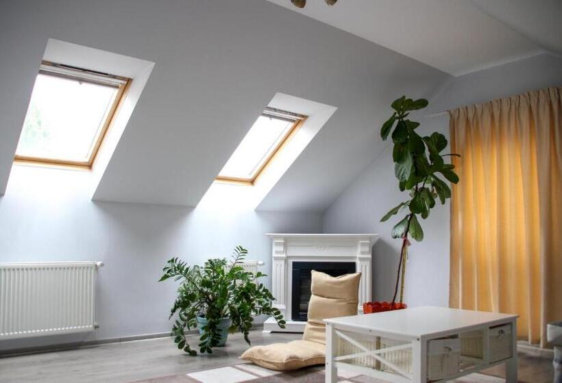 带1个卧室的公寓, Astoria Hotel & Restaurant