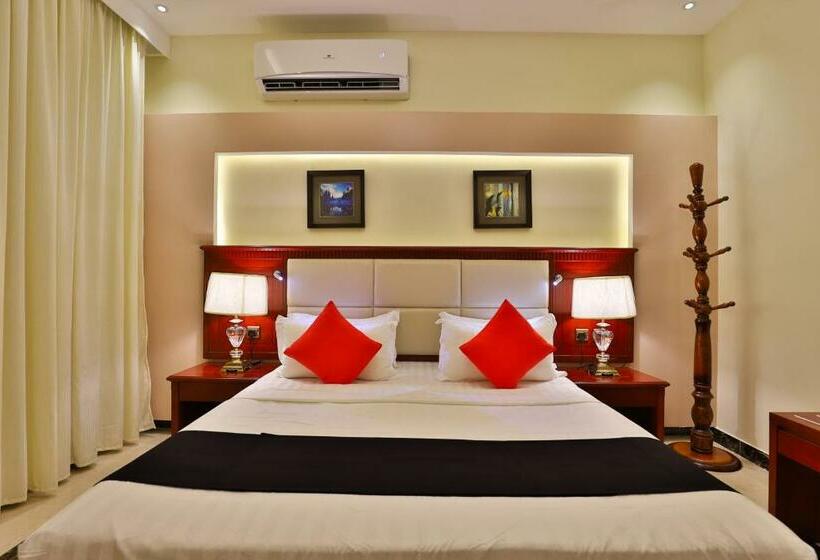 اتاق استاندارد, Dreams Houses Furnished Suites