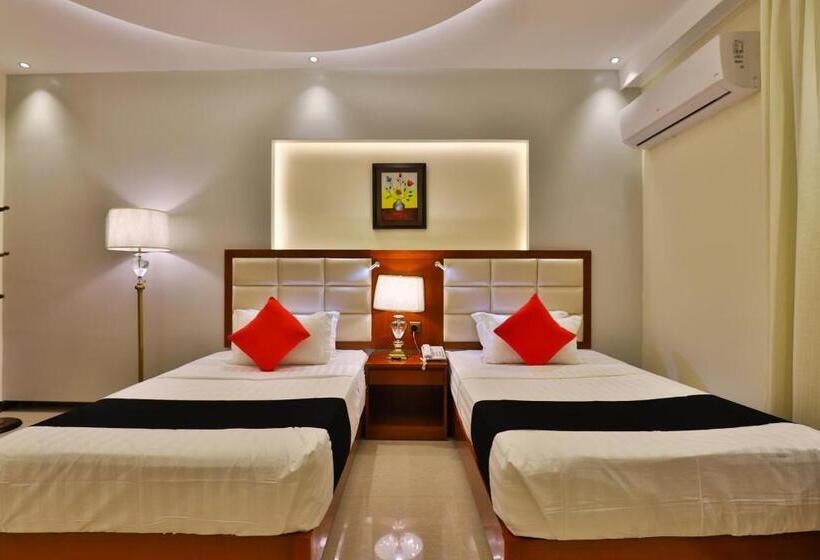 اتاق لوکس, Dreams Houses Furnished Suites