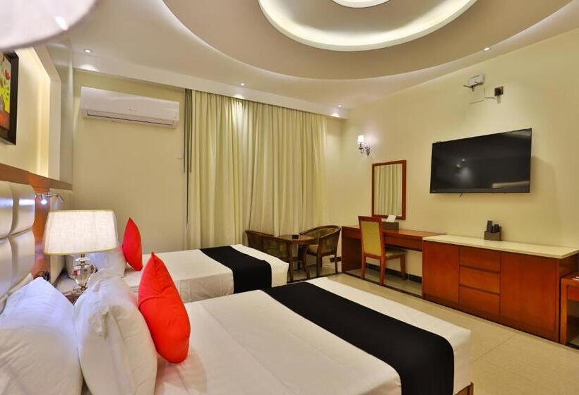 اتاق لوکس, Dreams Houses Furnished Suites