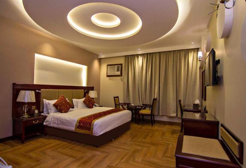 اتاق لوکس, Dreams Houses Furnished Suites