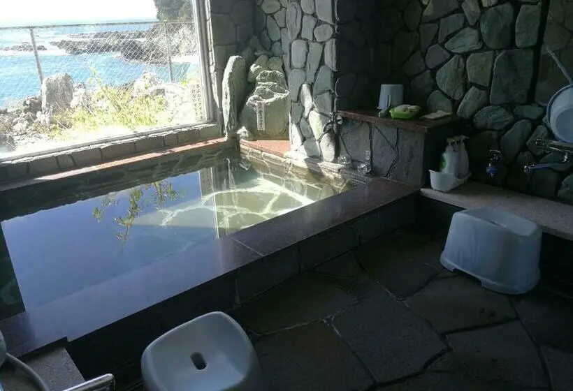 浴室共有ファミリールーム, 海のお宿