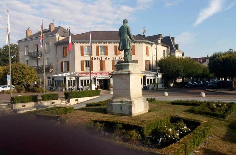 스탠다드 룸, Hôtel Restaurant Les Templiers