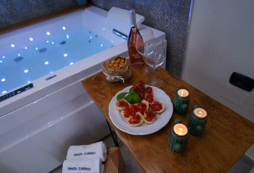 스위트 킹사이즈 침대, Agriturismo Tenuta Carrino