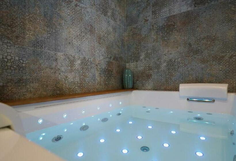 스위트 킹사이즈 침대, Agriturismo Tenuta Carrino