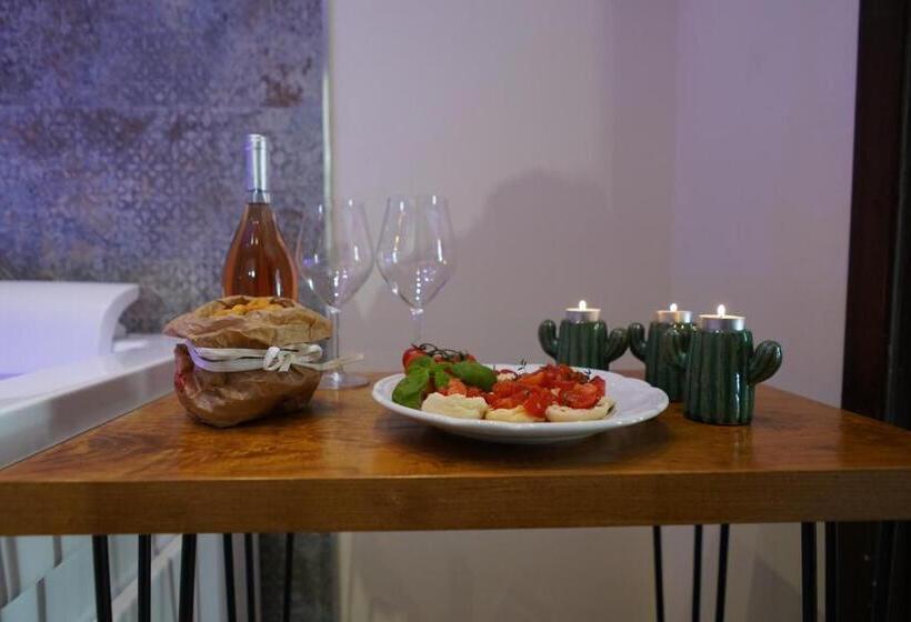 스위트 킹사이즈 침대, Agriturismo Tenuta Carrino