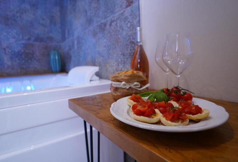 스위트 킹사이즈 침대, Agriturismo Tenuta Carrino