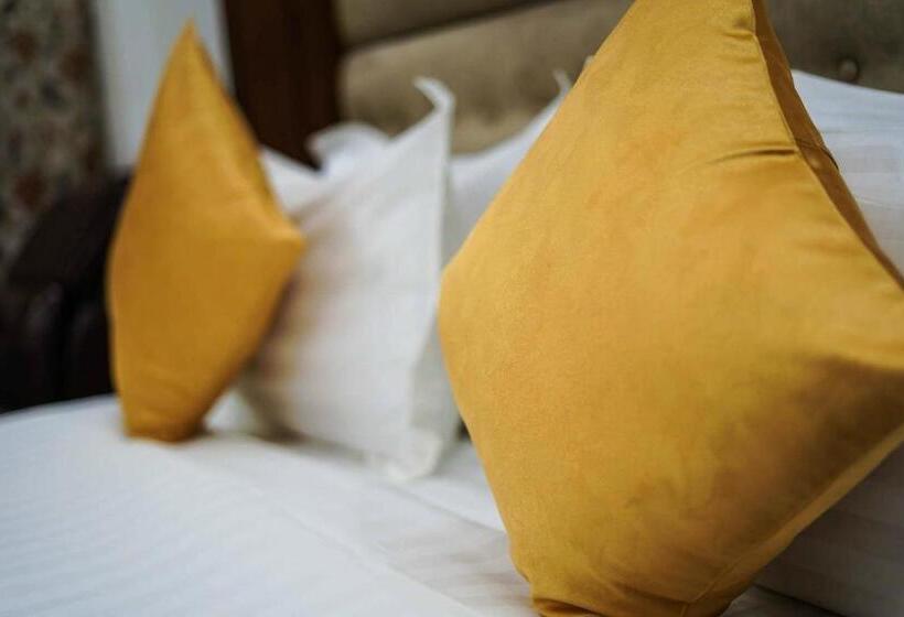 Номер Deluxe Кровать Кинг, The Grand Kaisar