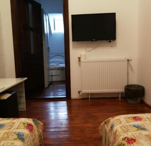 جناح, Pensiunea Geostar 2