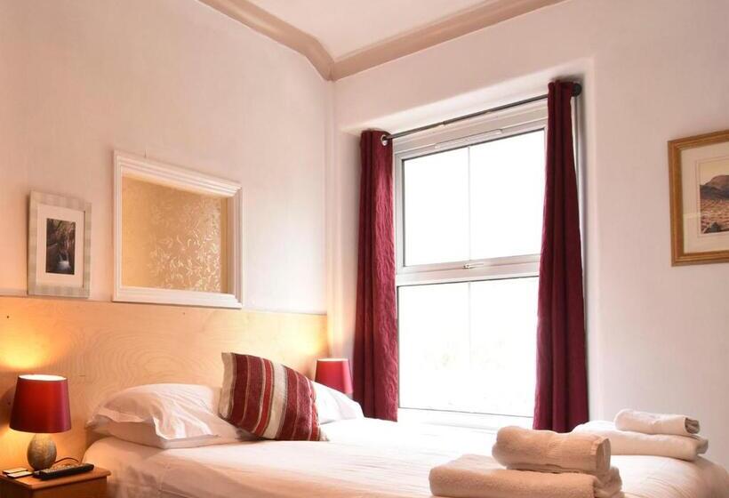 חדר סטנדרט, Brook House Inn